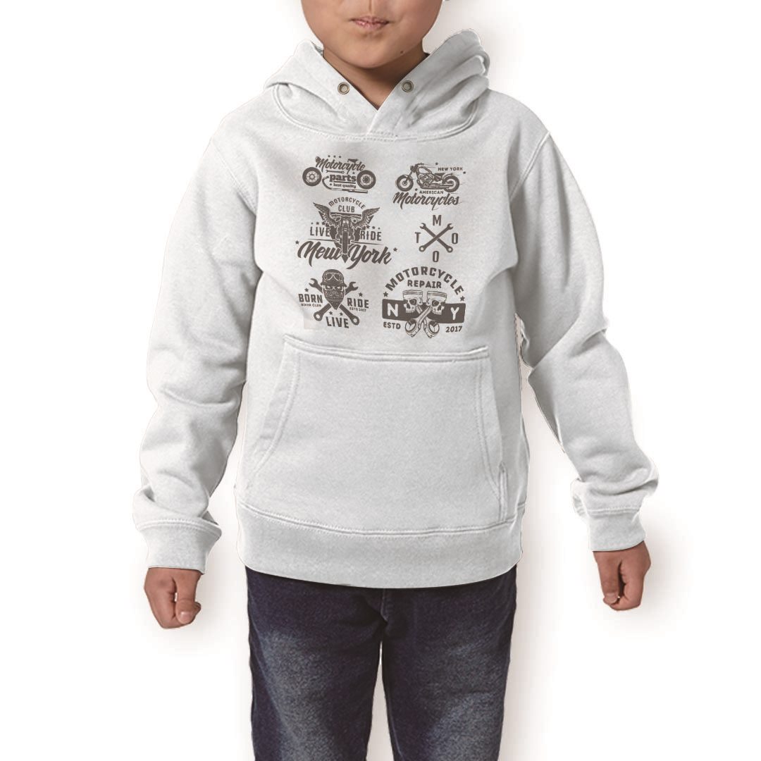 パーカー キッズ ホワイト グレー ブラック デザイン 110 130 150 parker hooded sweatshirt フーディ 白　黒　灰色 子供 男の子 女の子 上記で使用したデザインはこちら▼キッズパーカー全デザインはこちらから▼商品特徴・15000デザインから選べる！デザインパーカー！ ・洗濯も赤ちゃんにも安心なウェアプリント 　UltraChrome DGインクは洗濯に対しても色落ちが少なく、高い堅牢度が実証されています。・すっきりとしたシルエットでスマートに着こなせるプルオーバーパーカーです。 素材 綿　100％ 裏パイル　※キッズサイズはフードひもはついておりません。 注意事項画像はサンプルですので、パーカーの大きさが若干異なる場合があります。ご覧の環境によっては多少色味に違いを感じる場合がございます。 デザイン部分の色合いはパーカーの色によって異なりますので、商品画像をお確かめください。イメージと違った、モニターと色味が異なるという理由での交換や返金はご対応出来かねます。 写真のカラーは可能な限り実際の商品に色味を近づけていますが、WEBの性質上ご使用のパソコンの設定や環境でカラーが若干異なります。 ご注文後に1点1点制作する受注生産品のため、不良品以外のご返品や交換は固くお断り致します。 選択間違いも保証対象外となりますため、ご注文の際は必ずサイズやカラーをご確認下さい。洗濯の際は、商品の色あせを避けるため手洗いをおすすめします。 つけ置き洗いは避けてください。 タンブラー乾燥はお控えください。 印刷範囲について パーカーのサイズによって印刷範囲が異なります。110cmサイズは上記の参考画像をお確かめのください。 発送について完全受注生産のハンドメイド商品となりますので、既製品と比べて発送までお時間を頂いています。 基本的に決済確認後、最大で10営業日での発送となります。繁忙期や休業日明けの場合はさらに時間がかかる場合があります。 その際には別途メールにてご連絡致します。メール便の場合、発送日から到着までに2〜4日ほどかかる場合が多く、紛失などの保障もご対応できかねます。あらかじめご了承下さい。