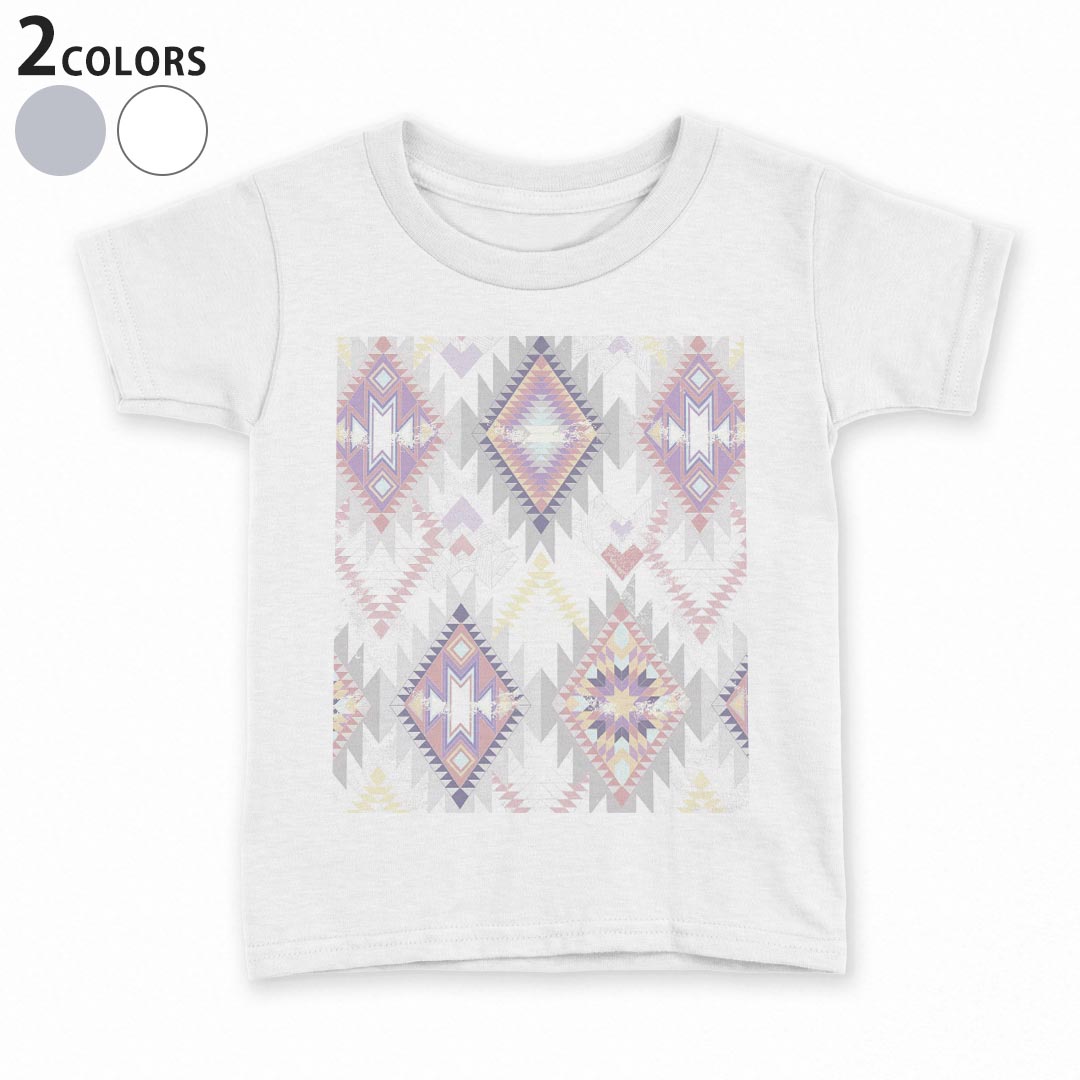 tシャツ キッズ 半袖 白地 灰色 ホワイト グレー デザイン 90 100 110 120 130 140 150 Tシャツ ティーシャツ T shirt上記で使用したデザインTシャツはこちら▼キッズ用Tシャツ　グレー・ホワイト全デザインはこちらから▼ ▼キッズ用Tシャツ　ブラック全デザインはこちらから▼商品特徴・15000デザインから選べる！デザインTシャツ！ ・洗濯も赤ちゃんにも安心なウェアプリント 　UltraChrome DGインクは洗濯に対しても色落ちが少なく、高い堅牢度が実証されています。 ・着心地や素材感にこだわった、上質なTシャツ。 ・1枚でも様になる万能型Tシャツ。 ・「よれない」「透けない」「長持ちする」という三大要素をすべて兼ね備えたTシャツです。 素材 ホワイト：綿　100％ グレー：綿　90％　ポリエステル10％ 注意事項画像はサンプルですので、Tシャツの大きさが若干異なる場合があります。ご覧の環境によっては多少色味に違いを感じる場合がございます。 イメージと違った、モニターと色味が異なるという理由での交換や返金はご対応出来かねます。 写真のカラーは可能な限り実際の商品に色味を近づけていますが、WEBの性質上ご使用のパソコンの設定や環境でカラーが若干異なります。 ご注文後に1点1点制作する受注生産品のため、不良品以外のご返品や交換は固くお断り致します。 選択間違いも保証対象外となりますため、ご注文の際は必ずサイズやカラーをご確認下さい。洗濯の際は、商品の色あせを避けるため手洗いをおすすめします。 つけ置き洗いは避けてください。 タンブラー乾燥はお控えください。発送について完全受注生産のハンドメイド商品となりますので、既製品と比べて発送までお時間を頂いています。 基本的に決済確認後、最大で10営業日での発送となります。繁忙期や休業日明けの場合はさらに時間がかかる場合があります。 その際には別途メールにてご連絡致します。メール便の場合、発送日から到着までに2〜4日ほどかかる場合が多く、紛失などの保障もご対応できかねます。あらかじめご了承下さい。