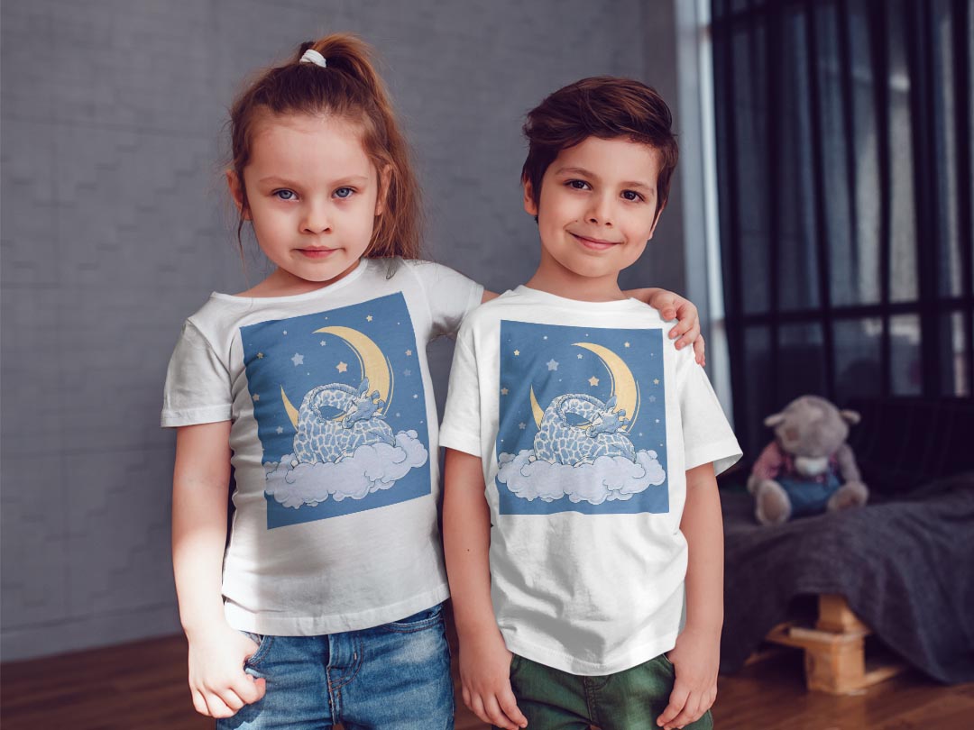 tシャツ キッズ 半袖 白地 デザイン 150 サイズ Tシャツ ティーシャツ T shirt 012292 空　月　きりん