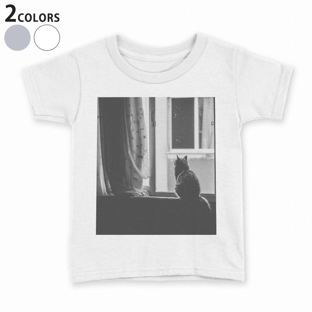 tシャツ キッズ 半袖 白地 灰色 ホワイト グレー デザイン 90 100 110 120 130 140 150 Tシャツ ティーシャツ T shirt上記で使用したデザインTシャツはこちら▼キッズ用Tシャツ　グレー・ホワイト全デザインはこちらから▼ ▼キッズ用Tシャツ　ブラック全デザインはこちらから▼商品特徴・15000デザインから選べる！デザインTシャツ！ ・洗濯も赤ちゃんにも安心なウェアプリント 　UltraChrome DGインクは洗濯に対しても色落ちが少なく、高い堅牢度が実証されています。 ・着心地や素材感にこだわった、上質なTシャツ。 ・1枚でも様になる万能型Tシャツ。 ・「よれない」「透けない」「長持ちする」という三大要素をすべて兼ね備えたTシャツです。 素材 ホワイト：綿　100％ グレー：綿　90％　ポリエステル10％ 注意事項画像はサンプルですので、Tシャツの大きさが若干異なる場合があります。ご覧の環境によっては多少色味に違いを感じる場合がございます。 イメージと違った、モニターと色味が異なるという理由での交換や返金はご対応出来かねます。 写真のカラーは可能な限り実際の商品に色味を近づけていますが、WEBの性質上ご使用のパソコンの設定や環境でカラーが若干異なります。 ご注文後に1点1点制作する受注生産品のため、不良品以外のご返品や交換は固くお断り致します。 機種の選択間違いも保証対象外となりますため、ご注文の際は必ず機種をご確認下さい。発送について完全受注生産のハンドメイド商品となりますので、既製品と比べて発送までお時間を頂いています。 基本的に決済確認後、最大で10営業日での発送となります。繁忙期や休業日明けの場合はさらに時間がかかる場合があります。 その際には別途メールにてご連絡致します。メール便の場合、発送日から到着までに2〜4日ほどかかる場合が多く、紛失などの保障もご対応できかねます。あらかじめご了承下さい。