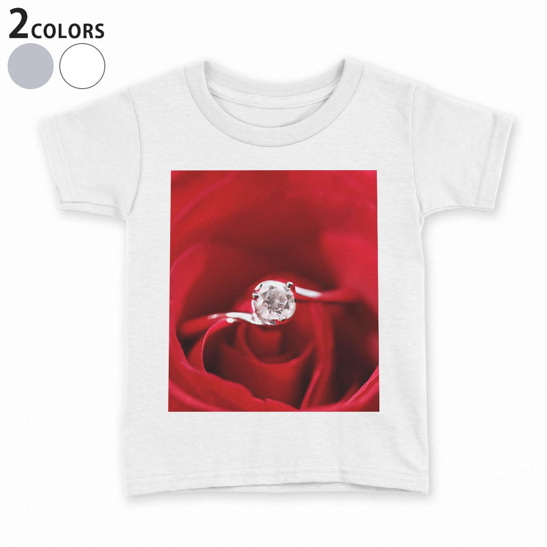 tシャツ キッズ 半袖 白地 灰色 ホワイト グレー デザイン 90 100 110 120 130 140 150 Tシャツ ティーシャツ T shirt上記で使用したデザインTシャツはこちら▼キッズ用Tシャツ　グレー・ホワイト全デザインはこちらから▼ ▼キッズ用Tシャツ　ブラック全デザインはこちらから▼商品特徴・15000デザインから選べる！デザインTシャツ！ ・洗濯も赤ちゃんにも安心なウェアプリント 　UltraChrome DGインクは洗濯に対しても色落ちが少なく、高い堅牢度が実証されています。 ・着心地や素材感にこだわった、上質なTシャツ。 ・1枚でも様になる万能型Tシャツ。 ・「よれない」「透けない」「長持ちする」という三大要素をすべて兼ね備えたTシャツです。 素材 ホワイト：綿　100％ グレー：綿　90％　ポリエステル10％ 注意事項画像はサンプルですので、Tシャツの大きさが若干異なる場合があります。ご覧の環境によっては多少色味に違いを感じる場合がございます。 イメージと違った、モニターと色味が異なるという理由での交換や返金はご対応出来かねます。 写真のカラーは可能な限り実際の商品に色味を近づけていますが、WEBの性質上ご使用のパソコンの設定や環境でカラーが若干異なります。 ご注文後に1点1点制作する受注生産品のため、不良品以外のご返品や交換は固くお断り致します。 選択間違いも保証対象外となりますため、ご注文の際は必ずサイズやカラーをご確認下さい。洗濯の際は、商品の色あせを避けるため手洗いをおすすめします。 つけ置き洗いは避けてください。 タンブラー乾燥はお控えください。発送について完全受注生産のハンドメイド商品となりますので、既製品と比べて発送までお時間を頂いています。 基本的に決済確認後、最大で10営業日での発送となります。繁忙期や休業日明けの場合はさらに時間がかかる場合があります。 その際には別途メールにてご連絡致します。メール便の場合、発送日から到着までに2〜4日ほどかかる場合が多く、紛失などの保障もご対応できかねます。あらかじめご了承下さい。