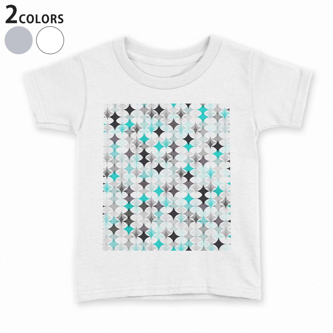 tシャツ キッズ 半袖 白地 灰色 ホワイト グレー デザイン 90 100 110 120 130 140 150 Tシャツ ティーシャツ T shirt上記で使用したデザインTシャツはこちら▼キッズ用Tシャツ　グレー・ホワイト全デザインはこちらから▼ ▼キッズ用Tシャツ　ブラック全デザインはこちらから▼商品特徴・15000デザインから選べる！デザインTシャツ！ ・洗濯も赤ちゃんにも安心なウェアプリント 　UltraChrome DGインクは洗濯に対しても色落ちが少なく、高い堅牢度が実証されています。 ・着心地や素材感にこだわった、上質なTシャツ。 ・1枚でも様になる万能型Tシャツ。 ・「よれない」「透けない」「長持ちする」という三大要素をすべて兼ね備えたTシャツです。 素材 ホワイト：綿　100％ グレー：綿　90％　ポリエステル10％ 注意事項画像はサンプルですので、Tシャツの大きさが若干異なる場合があります。ご覧の環境によっては多少色味に違いを感じる場合がございます。 イメージと違った、モニターと色味が異なるという理由での交換や返金はご対応出来かねます。 写真のカラーは可能な限り実際の商品に色味を近づけていますが、WEBの性質上ご使用のパソコンの設定や環境でカラーが若干異なります。 ご注文後に1点1点制作する受注生産品のため、不良品以外のご返品や交換は固くお断り致します。 選択間違いも保証対象外となりますため、ご注文の際は必ずサイズやカラーをご確認下さい。洗濯の際は、商品の色あせを避けるため手洗いをおすすめします。 つけ置き洗いは避けてください。 タンブラー乾燥はお控えください。発送について完全受注生産のハンドメイド商品となりますので、既製品と比べて発送までお時間を頂いています。 基本的に決済確認後、最大で10営業日での発送となります。繁忙期や休業日明けの場合はさらに時間がかかる場合があります。 その際には別途メールにてご連絡致します。メール便の場合、発送日から到着までに2〜4日ほどかかる場合が多く、紛失などの保障もご対応できかねます。あらかじめご了承下さい。