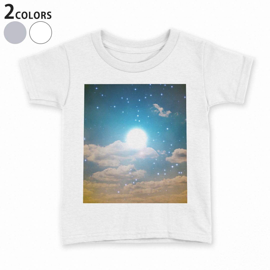 tシャツ キッズ 半袖 白地 灰色 ホワイト グレー デザイン 90 100 110 120 130 140 150 Tシャツ ティーシャツ T shirt上記で使用したデザインTシャツはこちら▼キッズ用Tシャツ　グレー・ホワイト全デザインはこちらから▼ ▼キッズ用Tシャツ　ブラック全デザインはこちらから▼商品特徴・15000デザインから選べる！デザインTシャツ！ ・洗濯も赤ちゃんにも安心なウェアプリント 　UltraChrome DGインクは洗濯に対しても色落ちが少なく、高い堅牢度が実証されています。 ・着心地や素材感にこだわった、上質なTシャツ。 ・1枚でも様になる万能型Tシャツ。 ・「よれない」「透けない」「長持ちする」という三大要素をすべて兼ね備えたTシャツです。 素材 ホワイト：綿　100％ グレー：綿　90％　ポリエステル10％ 注意事項画像はサンプルですので、Tシャツの大きさが若干異なる場合があります。ご覧の環境によっては多少色味に違いを感じる場合がございます。 イメージと違った、モニターと色味が異なるという理由での交換や返金はご対応出来かねます。 写真のカラーは可能な限り実際の商品に色味を近づけていますが、WEBの性質上ご使用のパソコンの設定や環境でカラーが若干異なります。 ご注文後に1点1点制作する受注生産品のため、不良品以外のご返品や交換は固くお断り致します。 選択間違いも保証対象外となりますため、ご注文の際は必ずサイズやカラーをご確認下さい。洗濯の際は、商品の色あせを避けるため手洗いをおすすめします。 つけ置き洗いは避けてください。 タンブラー乾燥はお控えください。発送について完全受注生産のハンドメイド商品となりますので、既製品と比べて発送までお時間を頂いています。 基本的に決済確認後、最大で10営業日での発送となります。繁忙期や休業日明けの場合はさらに時間がかかる場合があります。 その際には別途メールにてご連絡致します。メール便の場合、発送日から到着までに2〜4日ほどかかる場合が多く、紛失などの保障もご対応できかねます。あらかじめご了承下さい。