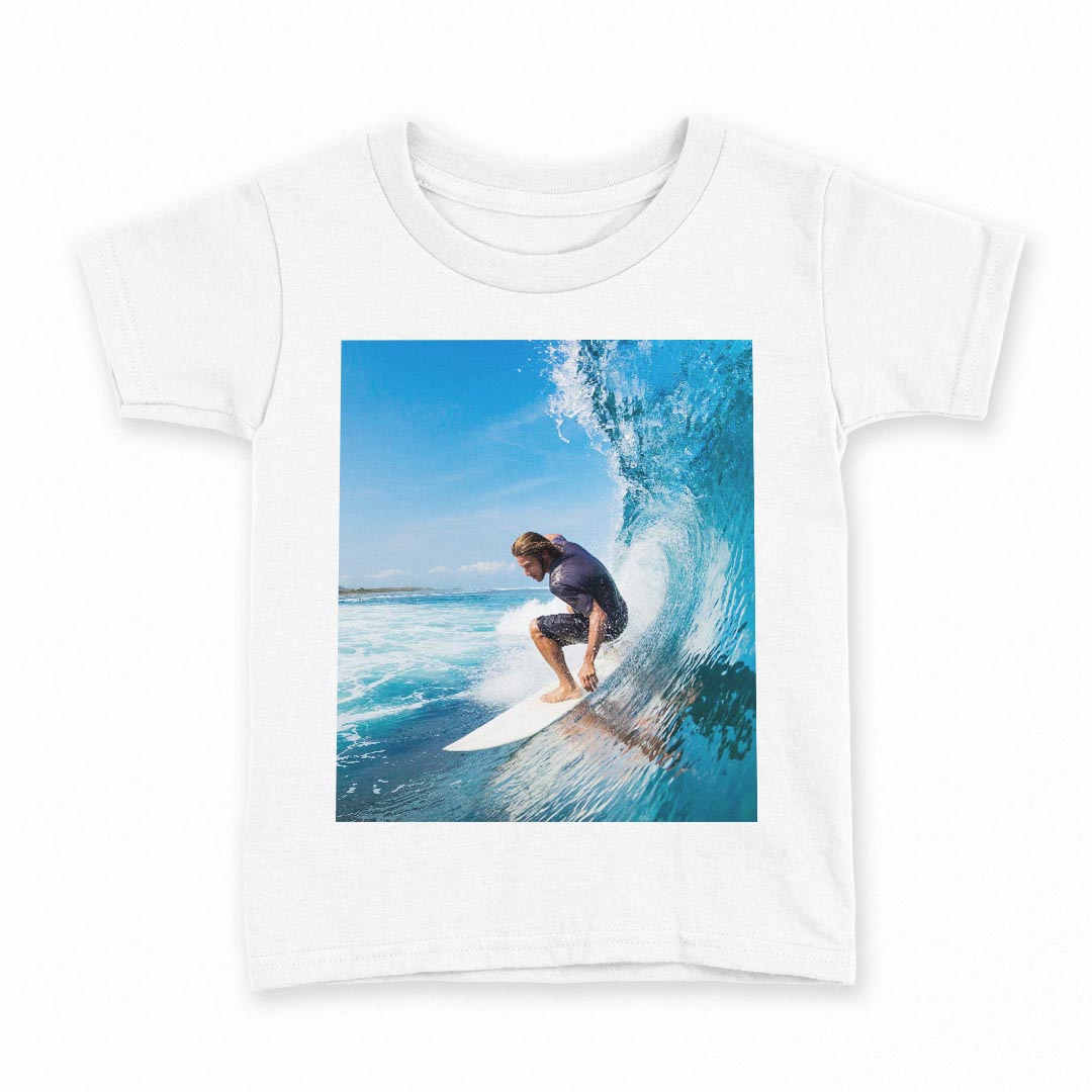 tシャツ キッズ 半袖 白地 デザイン 110 サイズ Tシャツ ティーシャツ T shirt 002840 サーフィン　外国人　人物　海