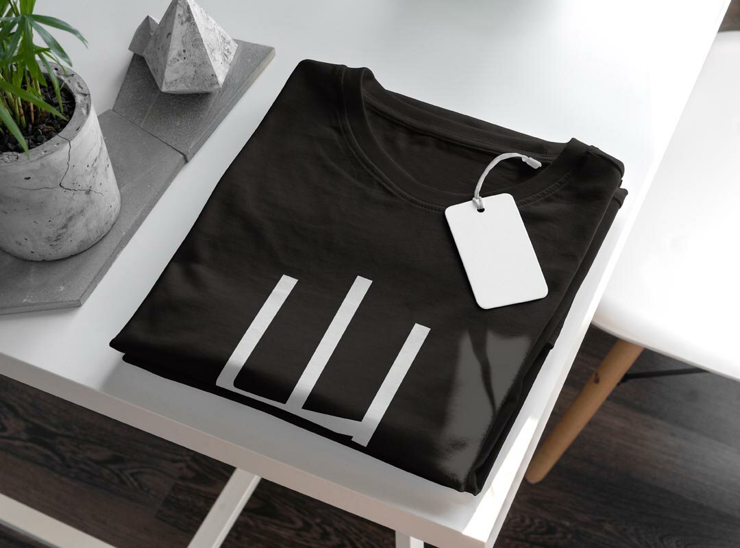 tシャツ メンズ 半袖 ブラック デザイン XS S M L XL 2XL Tシャツ ティーシャツ T shirt 黒 021113 苗字 名前 山内