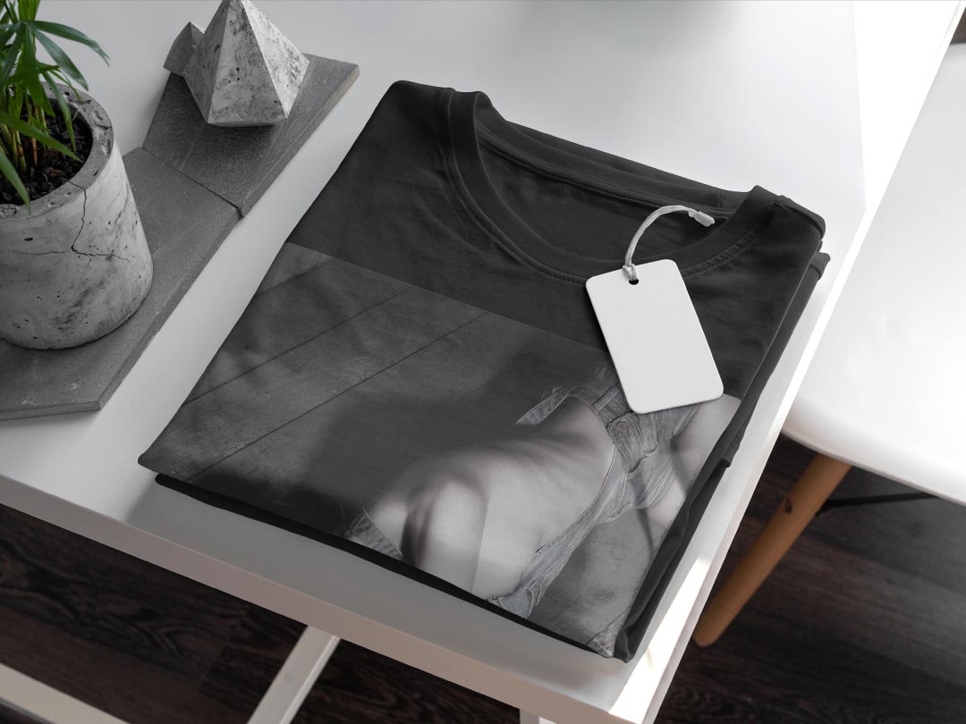tシャツ メンズ 半袖 ブラック デザイン XS S M L XL 2XL Tシャツ ティーシャツ T shirt　黒 006914 写真・風景 写真　人物