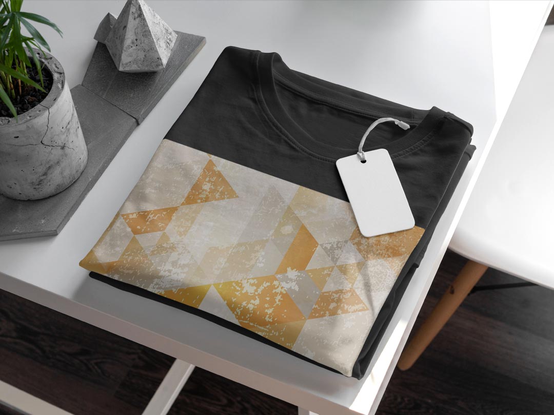 tシャツ メンズ 半袖 ブラック デザイン XS S M L XL 2XL Tシャツ ティーシャツ T shirt　黒 012063 オレンジ　柄　三角