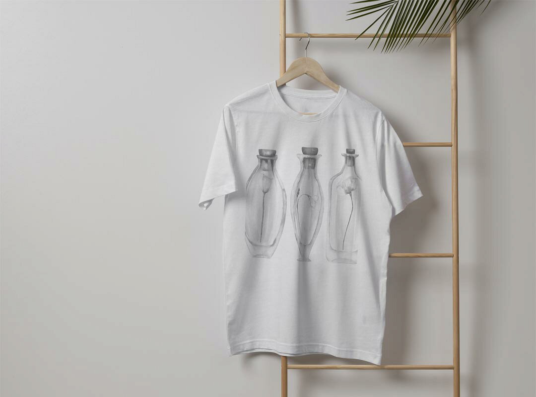 メンズ ドライTシャツ ホワイト 半袖 4.1オンス ジム トレーニング スポーツ 運動会 ドライアスレチック UVカット 紫外線遮蔽 吸水速乾 デザイン Tshirt S M L XL 2XL 3XL 4XL 014526 瓶　花　モノクロ kabekore-10715544 kabeコレ サンプル画像3
