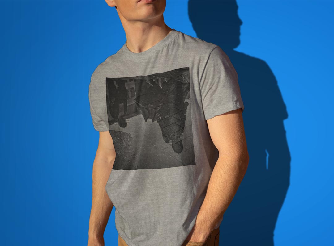T-Shirt Hombres Camisetas Blancas Grises Diseño S M L XL 2XL T-Shirt T-Shirt 023711 Agua y lluvia Foto — vista 3