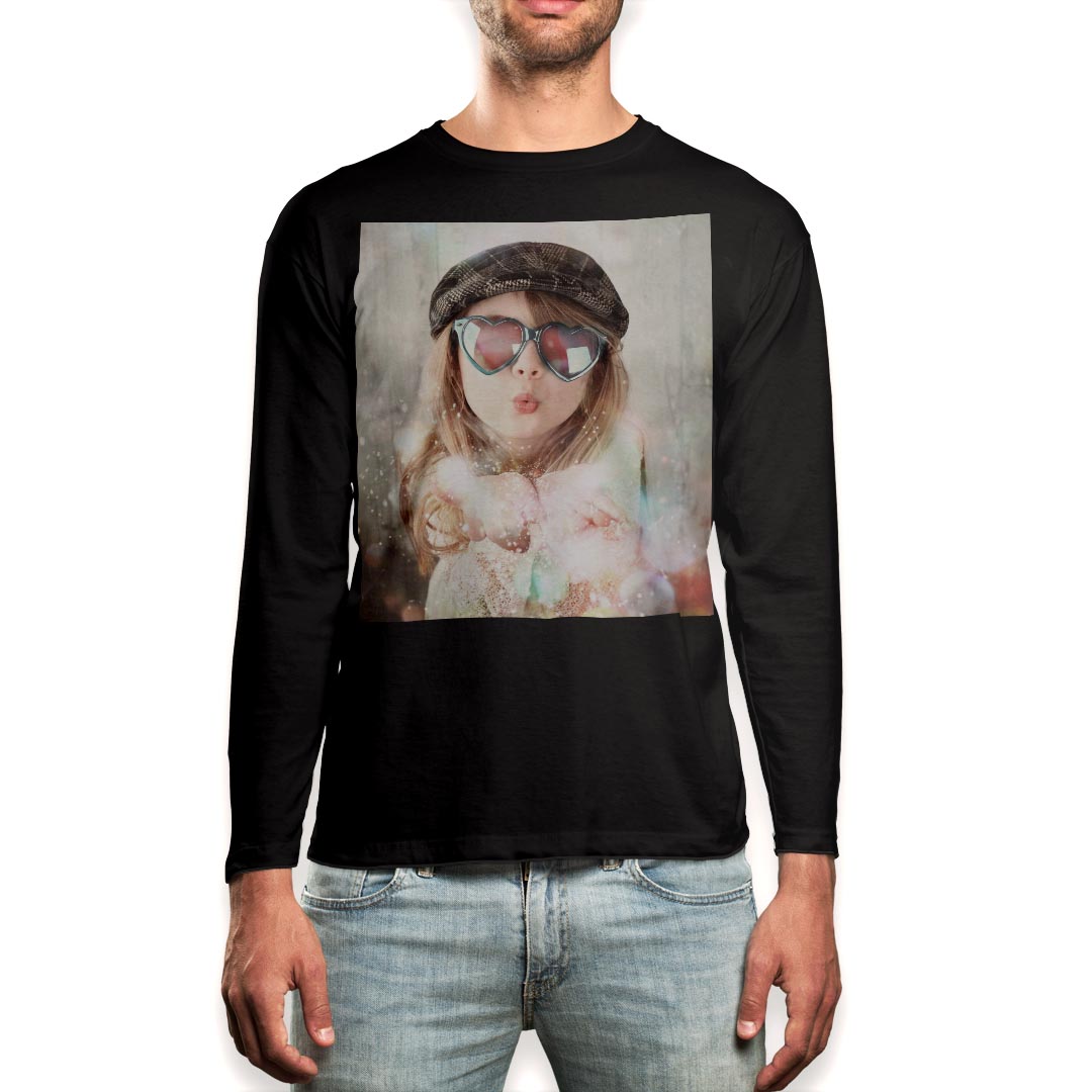 ロング tシャツ メンズ 長袖 ブラック デザイン XS S M L XL 2XL ロンT ティーシャツ 黒 black T shirt long sleeve▼男性用ロングTシャツ ブラック全デザインはこちらから▼▼男性用ロングTシャツ ホワイト・グレー全デザインはこちらから▼商品特徴・16000デザインから選べる！デザインTシャツ！ ・洗濯も赤ちゃんにも安心なウェアプリント 　UltraChrome DGインクは洗濯に対しても色落ちが少なく、高い堅牢度が実証されています。 ・伸縮性に優れた素材、品質とタフネス性に優れたTシャツ。 素材 素材構成：綿　100％ メイン素材：コットン　クルーネックタイプ 注意事項画像はサンプルですので、Tシャツの大きさが若干異なる場合があります。ご覧の環境によっては多少色味に違いを感じる場合がございます。 イメージと違った、モニターと色味が異なるという理由での交換や返金はご対応出来かねます。 写真のカラーは可能な限り実際の商品に色味を近づけていますが、WEBの性質上ご使用のパソコンの設定や環境でカラーが若干異なります。 ご注文後に1点1点制作する受注生産品のため、不良品以外のご返品や交換は固くお断り致します。 機種の選択間違いも保証対象外となりますため、ご注文の際は必ず機種をご確認下さい。発送について完全受注生産のハンドメイド商品となりますので、既製品と比べて発送までお時間を頂いています。 基本的に決済確認後、最大で10営業日での発送となります。繁忙期や休業日明けの場合はさらに時間がかかる場合があります。 その際には別途メールにてご連絡致します。メール便の場合、発送日から到着までに2〜4日ほどかかる場合が多く、紛失などの保障もご対応できかねます。あらかじめご了承下さい。