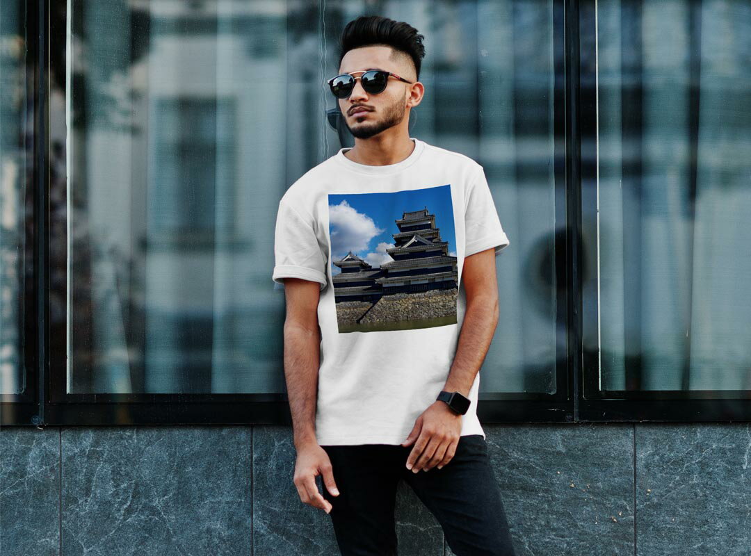 Tシャツ メンズ 半袖 ホワイト 無地 デザイン M ティーシャツ T shirt 008626 写真　城　空　青　ブルー