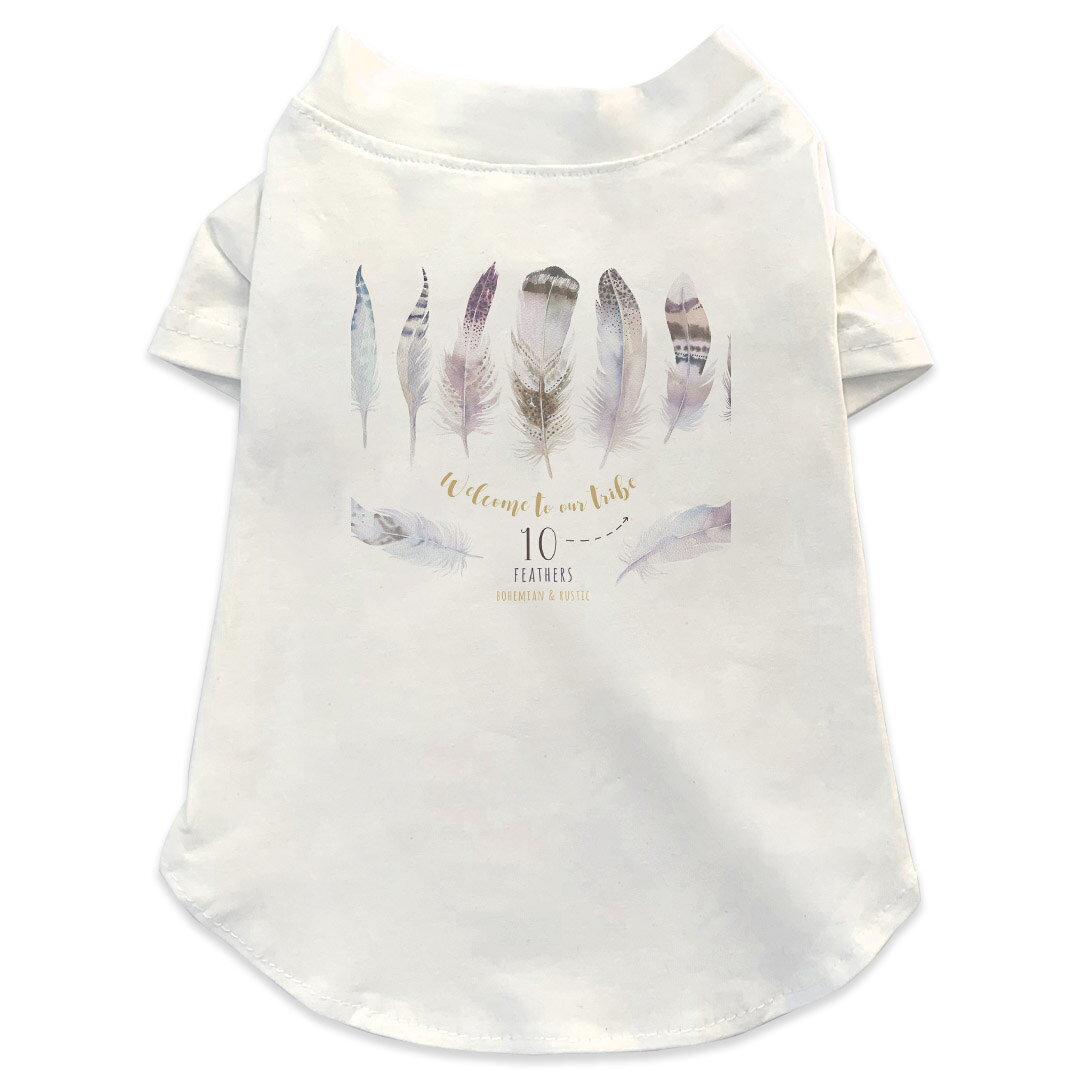犬専用Tシャツ 選べる5size 小型犬 袖あり 半袖 ホワイト デザイン T shirt XS S M L XL ペットウェア ペット服 カジュアル おしゃれ コットン 綿商品特徴・袖ありペット用Tシャツ！・さらりとした触り心地のTシャツ ・洗濯も赤ちゃんにも安心なウェアプリントUltraChrome DGインクは洗濯に対しても色落ちが少なく、高い堅牢度が実証されています。 素材 綿 98% ポリエステル 2％ 注意事項※実際にわんちゃんを測った上でご購入ください。※測る際はきつく締めすぎず余裕をもって測ってください。※2cm〜3cm誤差がある場合があります。画像はサンプルですので、Tシャツの大きさが若干異なる場合があります。ご覧の環境によっては多少色味に違いを感じる場合がございます。 イメージと違った、モニターと色味が異なるという理由での交換や返金はご対応出来かねます。 写真のカラーは可能な限り実際の商品に色味を近づけていますが、WEBの性質上ご使用のパソコンの設定や環境でカラーが若干異なります。 ご注文後に1点1点制作する受注生産品のため、不良品以外のご返品や交換は固くお断り致します。 選択間違いも保証対象外となりますため、ご注文の際は必ずサイズやカラーをご確認下さい。洗濯の際は、商品の色あせを避けるため手洗いをおすすめします。 つけ置き洗いは避けてください。 タンブラー乾燥はお控えください。発送について完全受注生産のハンドメイド商品となりますので、既製品と比べて発送までお時間を頂いています。 基本的に決済確認後、最大で10営業日での発送となります。繁忙期や休業日明けの場合はさらに時間がかかる場合があります。 その際には別途メールにてご連絡致します。メール便の場合、発送日から到着までに2〜4日ほどかかる場合が多く、紛失などの保障もご対応できかねます。あらかじめご了承下さい。