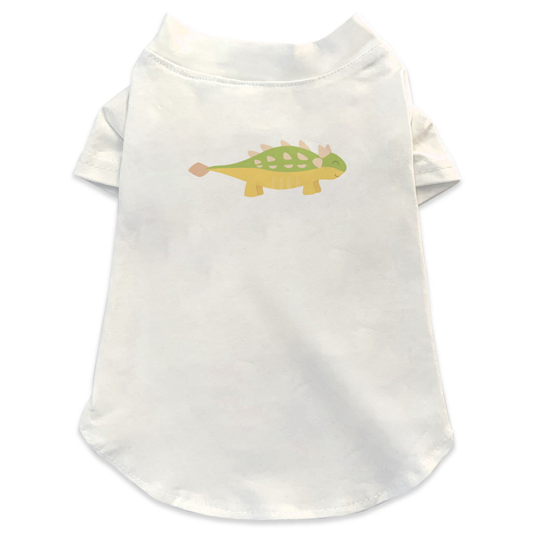 犬専用Tシャツ 選べる5size 小型犬 袖あり 半袖 ホワイト デザイン T shirt XS S M L XL ペットウェア ペット服 カジュアル おしゃれ コットン 綿商品特徴・袖ありペット用Tシャツ！・さらりとした触り心地のTシャツ ・洗濯も赤ちゃんにも安心なウェアプリントUltraChrome DGインクは洗濯に対しても色落ちが少なく、高い堅牢度が実証されています。 素材 綿 98% ポリエステル 2％ 注意事項※実際にわんちゃんを測った上でご購入ください。※測る際はきつく締めすぎず余裕をもって測ってください。※2cm〜3cm誤差がある場合があります。画像はサンプルですので、Tシャツの大きさが若干異なる場合があります。ご覧の環境によっては多少色味に違いを感じる場合がございます。 イメージと違った、モニターと色味が異なるという理由での交換や返金はご対応出来かねます。 写真のカラーは可能な限り実際の商品に色味を近づけていますが、WEBの性質上ご使用のパソコンの設定や環境でカラーが若干異なります。 ご注文後に1点1点制作する受注生産品のため、不良品以外のご返品や交換は固くお断り致します。 選択間違いも保証対象外となりますため、ご注文の際は必ずサイズやカラーをご確認下さい。洗濯の際は、商品の色あせを避けるため手洗いをおすすめします。 つけ置き洗いは避けてください。 タンブラー乾燥はお控えください。発送について完全受注生産のハンドメイド商品となりますので、既製品と比べて発送までお時間を頂いています。 基本的に決済確認後、最大で10営業日での発送となります。繁忙期や休業日明けの場合はさらに時間がかかる場合があります。 その際には別途メールにてご連絡致します。メール便の場合、発送日から到着までに2〜4日ほどかかる場合が多く、紛失などの保障もご対応できかねます。あらかじめご了承下さい。