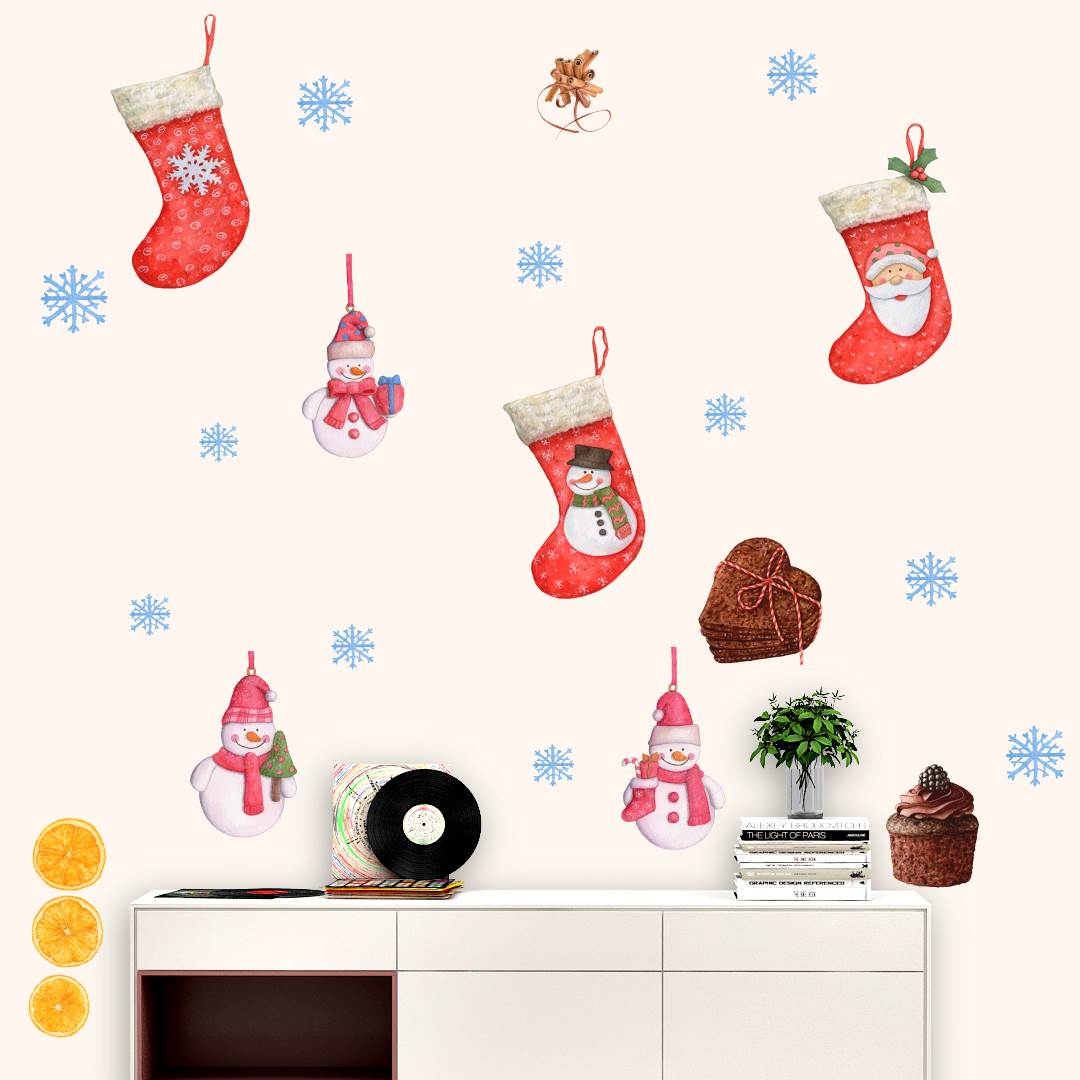 3sizeから選べる！ウォールステッカー 2025 クリスマス Christmas 飾り 190×427mm 390×877mm 590×1327mm Ssize Msize Lsize サンタ 雪だるま 結晶 靴下 017065