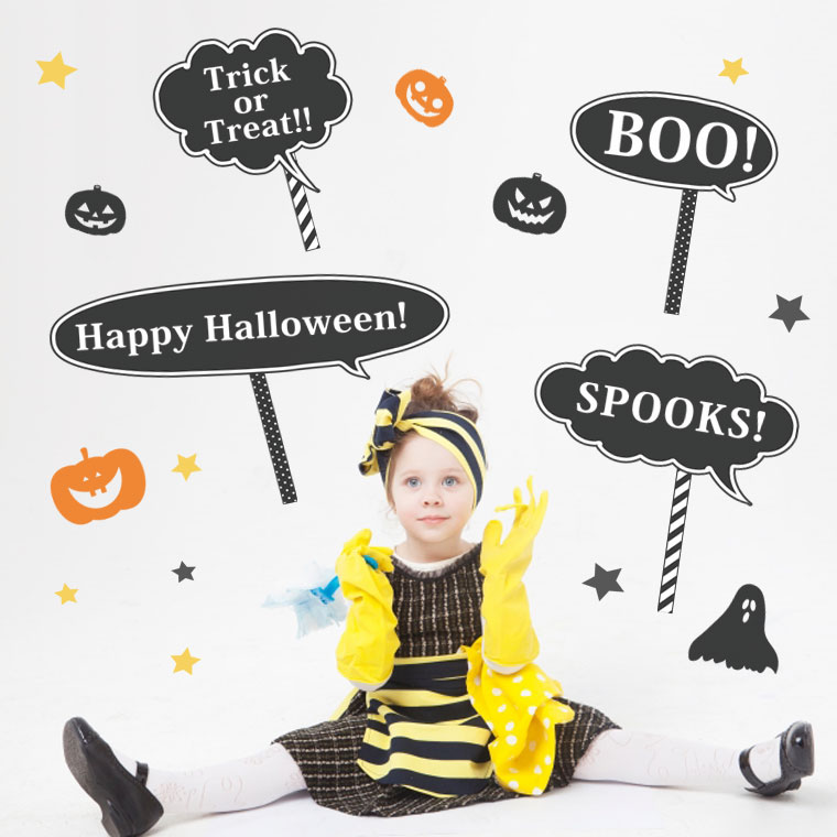 ハロウィン☆シール式ウォールステッカー halloween かぼちゃ おばけ ランタン 怖い パーティ 文字 魔女 かわいい おしゃれ 大人 trick or treat ジャック・オ・ランタン お菓子 剥がせる カッティングシート wall sticker 雑貨●対象の壁/壁紙の素材について　 ツルツルの壁や家電、少し凹凸のあるタイプの壁紙に適しています。　 砂壁や土壁、防汚加工がされた高機能壁紙はとても剥がれやすい為、おすすめしません。●貼り直しについて　 位置調整などは可能ですが、何度も貼り直すと徐々に粘着力が落ち、剥がれやすくなるため　 基本的には部屋や場所を変えての貼り直しには対応しておりません。●カラーの見え方について　 透明シートに印刷された商品ですので、白や淡色の壁でお楽しみ下さい。　 黒や濃色の壁に貼りますと色が沈み、本来のデザインが表現されません。　 また光が強く当たる場所のガラスに貼った場合、色が薄く透けて見える場合があります。●交換・返品について　 画像はサンプルイメージですので、ご覧の環境によって色味に違いを感じる場合があります。　 イメージ違い、モニターと色味が異なるという理由での交換や返金はご対応出来かねます。　 受注生産品のため、不良品以外のご返品や交換は固くお断り致します。●配送について　 完全受注生産商品となりますので、発送までお時間を頂いています。　 基本的に決済確認後、順次発送致しますが、最大で10営業日程度での発送となります。　 繁忙期や休業日明けなどでお時間がかかる場合は別途メールにてご連絡致します。