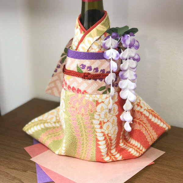 藤娘「Kimono BOTTLE COVER」歌舞伎　KABUKI 和柄 歌舞伎衣装 隈取 くまどり 刺繍 オリジナル 日本 東京 海外 みやげ 土産 プレゼント ボトルカバー ワインカバー テーブルコーディネート ギフト 母の日 お歳暮 お中元 和雑貨松竹歌舞伎屋本舗