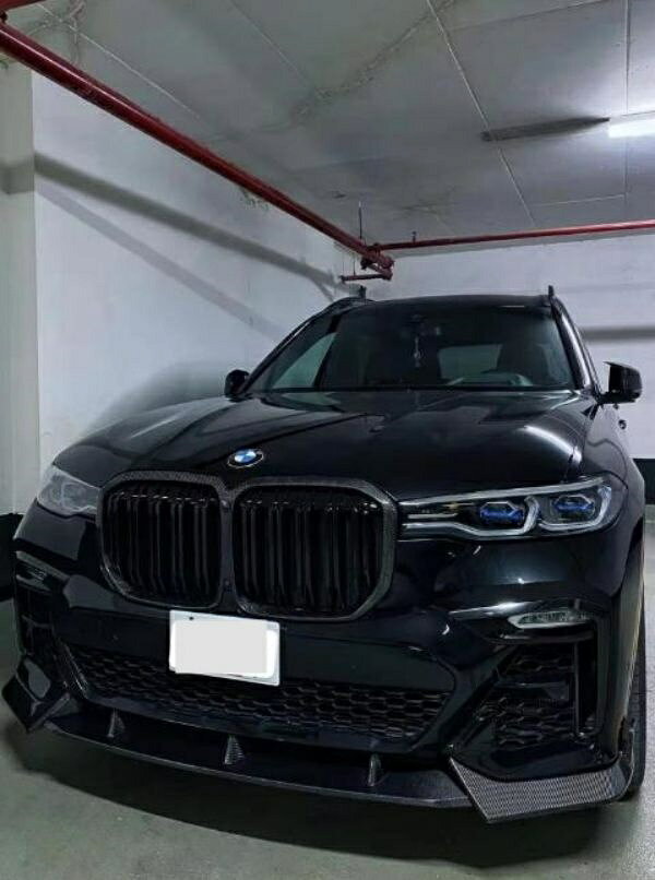 商品詳細 ・【適合】BMW X7 ・【年?】2019-2022 ・【カラー】カーボン ・【材質】ドライカーボン 取り付けビス付属 ※取り扱い説明書は付属しておりません 知識のある方や、整備工場などでの取付けをお勧めします。 ・ご愛車の見た目をグレードアップ BT33 注意事項 注意事項 お車の年式?型式?グレード等により形状が異なる場合がございますので、必ず画像をご確認の上、ご購入下さい。 社外品の為、一部加工が必要な場合がございます。ご了承ください。 取り扱い説明書等は 日本語表記がない場合や付属していない場合があります。　 （サポートできませんので専門知識のある方の購入をおすすめします） 写真と実物はなるべく同じように撮影しておりますが、お使いのモニター環境により若干差異ある場合がございますが、品質に異常はありませんのでご了承下さい。 海外輸入品の為、多少の小傷や塗装のむら等がある場合がございます。予めご了承下さい。 以上ご理解の上同意していただける方のみご購入お願いします。 購入後のキャンセルは一切受け付けておりません。十分ご検討頂いた上で、慎重に注文頂きますようお願い致します。 また、発送後の【キャンセル、変更】につきましても固くお断りさせて頂いております。商品詳細 ・【適合】BMW X7 ・【年?】2019-2022 ・【カラー】カーボン ・【材質】ドライカーボン 取り付けビス付属 ※取り扱い説明書は付属しておりません 知識のある方や、整備工場などでの取付けをお勧めします。 ・ご愛車の見た目をグレードアップ BT33 注意事項 注意事項 お車の年式?型式?グレード等により形状が異なる場合がございますので、必ず画像をご確認の上、ご購入下さい。 社外品の為、一部加工が必要な場合がございます。ご了承ください。 取り扱い説明書等は 日本語表記がない場合や付属していない場合があります。　 （サポートできませんので専門知識のある方の購入をおすすめします） 写真と実物はなるべく同じように撮影しておりますが、お使いのモニター環境により若干差異ある場合がございますが、品質に異常はありませんのでご了承下さい。 海外輸入品の為、多少の小傷や塗装のむら等がある場合がございます。予めご了承下さい。 以上ご理解の上同意していただける方のみご購入お願いします。 購入後のキャンセルは一切受け付けておりません。十分ご検討頂いた上で、慎重に注文頂きますようお願い致します。 また、発送後の【キャンセル、変更】につきましても固くお断りさせて頂いております。