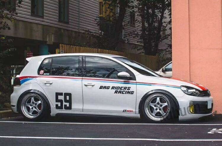 商品名：ゴルフ6 MK6 ワイドボディキット オーバーフェンダー エアロ 4輪分SET VW フォルクスワーゲン golf6※お届けまでに、通常2-3週間程お時間を頂戴しております。配送会社の都合により、1ヵ月程度要する可能性もございます。●VW ゴルフ6 ワイドフェンダーキットの出品になります。●こちらは4輪分SETとなります。画像の寸法を参考によろしくお願いいたします商品名：ゴルフ6 MK6 ワイドボディキット オーバーフェンダー エアロ 4輪分SET VW フォルクスワーゲン golf6※お届けまでに、通常2-3週間程お時間を頂戴しております。配送会社の都合により、1ヵ月程度要する可能性もございます。●VW ゴルフ6 ワイドフェンダーキットの出品になります。●こちらは4輪分SETとなります。画像の寸法を参考によろしくお願いいたします