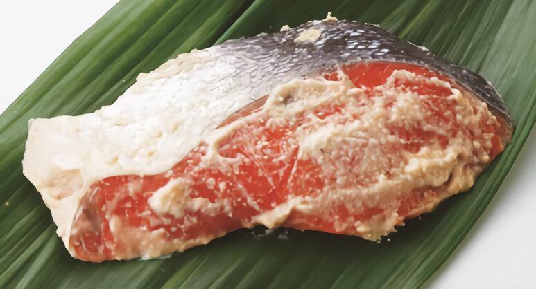 【紅さけ粕漬（冷蔵）】鮭　シャケ　高級　紅鮭　紅ジャケ　さけ
