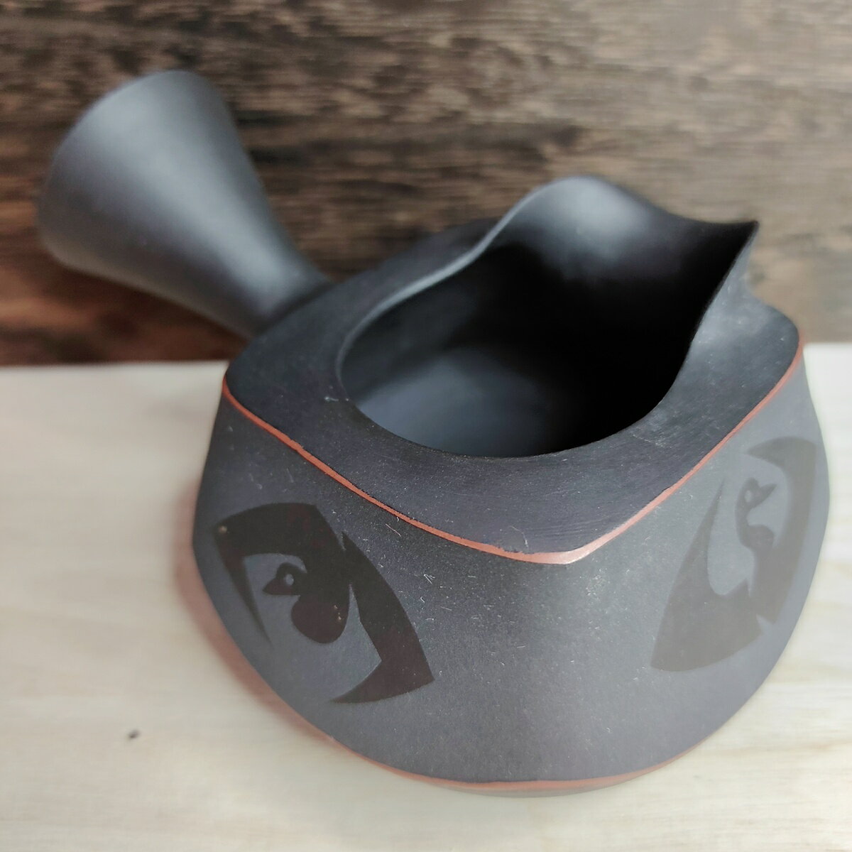 湯冷まし　角型鶴紋朱線　石水窯　稲葉米紀作　容量180cc　径(角)88mm　高さ50mm　常滑焼　陶器　陶製茶こし　ギフト　プレゼント