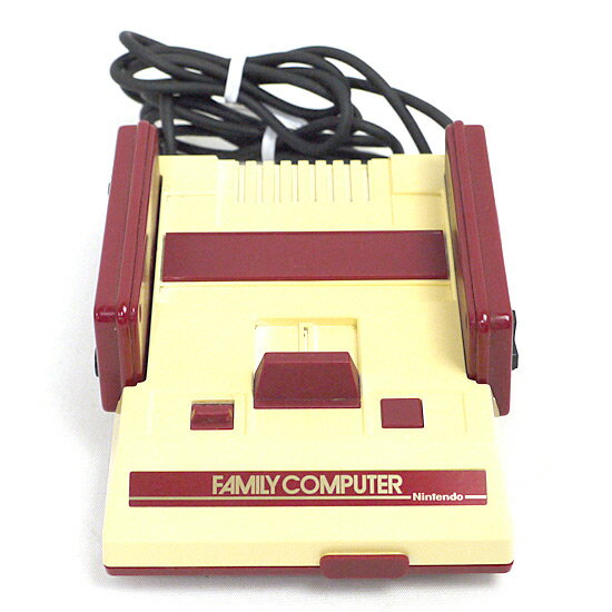 【1日と5.0のつく日、18日はポイント3倍！】【中古】任天堂 ニンテンドークラシックミニ ファミリーコンピュータ 元箱あり