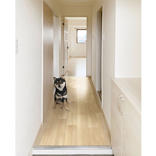 明和グラビア【ペット用品】ペットラグ PRO-02 BE 防止シート付き 怪我防止 木目調 80×300cm ベージュ Li4977932285835【滑らない 消臭 洗える ラグマット 廊下】