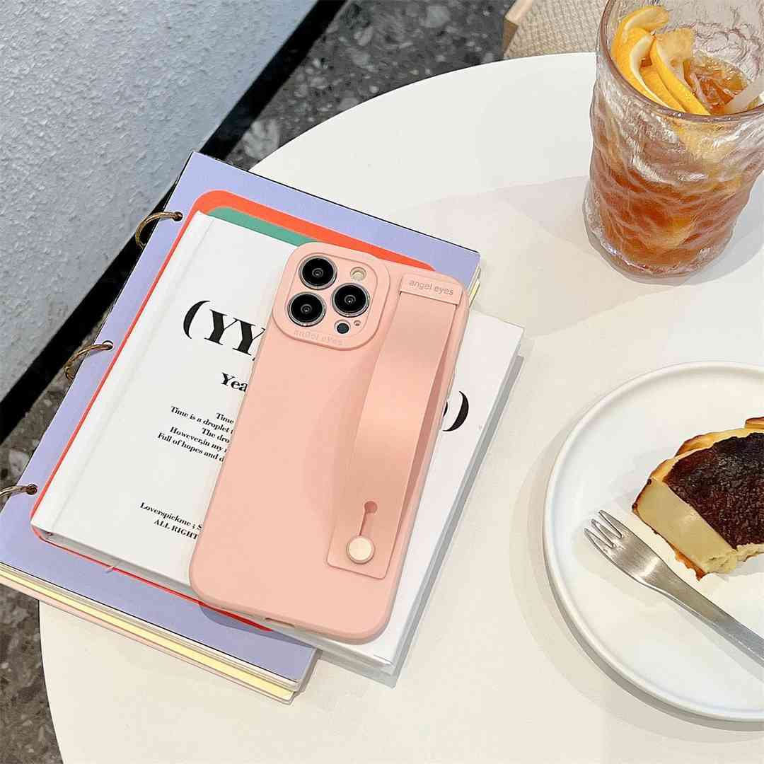 【送料無料】iphoneケース アイフォンケース 落下防止 ベルト バンド スマホケース くすみ カラー ピンク ストラップホール iPhone14 Plus iPhone14 Pro Max