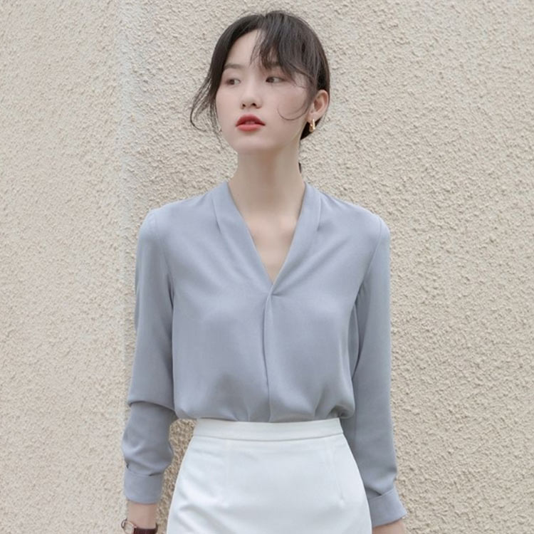 きれいめ レディース トップス Vネック 長袖 秋 大きいサイズ シャツ シフォンブラウス オフィス 薄手 カジュアル フォーマル ノーカラー スキッパータイプ 通勤 とろみシャツ ブラウス 韓国ファッション 春 OL シフォンブラウス 春 夏 秋