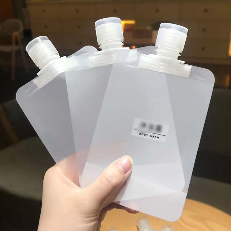 40枚セット クリーム セット 詰め替えボトル トラベル液体個包装 乳液 パウチ容器 持ち運びは便利 トラベルボトル 40枚セット クリーム 小分けボトル 出張 化粧水 漏れ防止 使い回し 収納 旅行用 トラベル ボトル シャンプーボトル ミニ 透明 50ml 100ml kaedeya-10008053 かえで屋 サンプル画像2