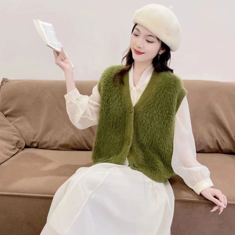 シャギーベスト ニットトップス シャギーベスト レディース 秋冬 ベスト ジレ Vネック シャギーニット 羽織り カーディガン ニット ニットジレ ボタン留め 前開き セーター ニットベスト ノースリーブ レイヤード 重ね着 毛足長め モヘア おしゃれ きれいめ