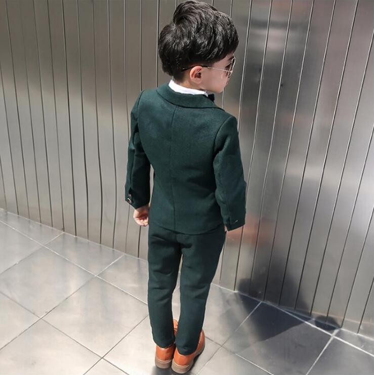 Rakuten - お洒落 男の子 子供服 スーツ 5点セット フォーマル 入学式 上下セット ジュニア キッズ 男児 卒園式 入園式 結婚式 発表会 卒業式 黒/紺 90 100 110 120 130 140 150 160 ジャケット+ズボン+ベスト+リボン+長袖シャツ 黒/緑