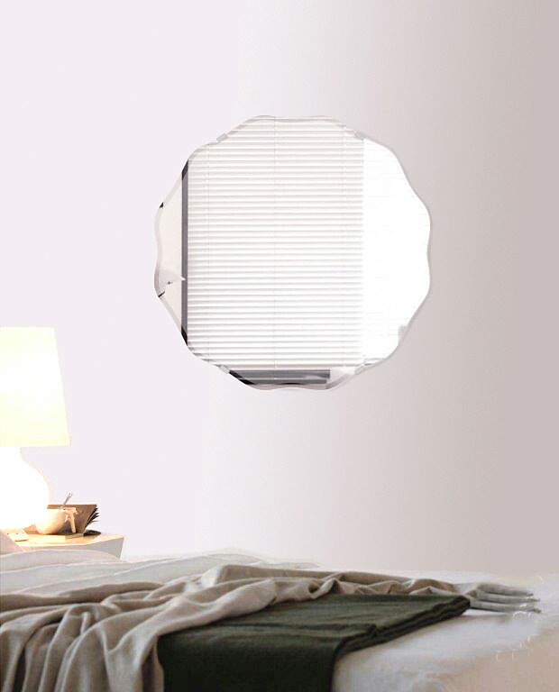 クリスタル ミラー 450x450mm サークル ウエーブ クリスタルカット 鏡 壁掛け ミラー 壁掛け 日本製 5mm厚 玄関 リビング 寝室 トイレ 壁掛け鏡 ウオールミラー 姿見 全身 クリスマス 七五三 お祝い 送料無料 [2]