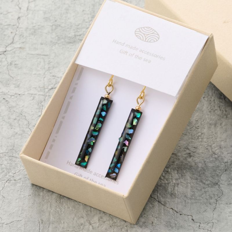 あわび貝かけら ピアス