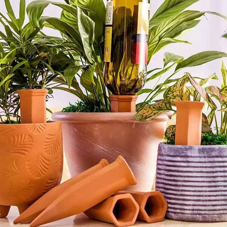 【4個セット】自動水やり器 園芸 自動給水器 鉢植え 観葉植物 自動水やり器 自動水...