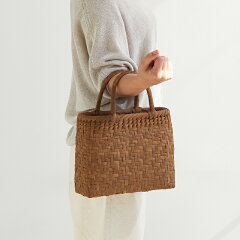 https://thumbnail.image.rakuten.co.jp/@0_mall/kagoya/cabinet/grapevine_basket/7496_a.jpg