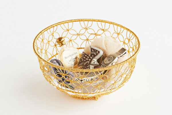 手編みゴールドコーティング円形かご 七宝編み(約)直径13.5×高さ7cm[アクセサリー・菓子皿]