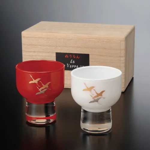 ぬりもん de Verra ペア盃 蒔絵 千羽鶴 / 日本製 食洗機対応 日本酒 冷酒 酒杯 杯 盃 お猪口 お酒 桐箱入り 贈り物 ギフト プレゼント お土産