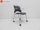 ●取扱店舗・メーカー HermanMiller ハーマンミラー ●商品名 正規品■HermanMiller ハーマンミラー■デスクチェア 肘付 ケイパーチェア スタッキングチェア キャスター付 配送方法 ヤマトホームコンビニエンスらくらく家財便発送 送料一律無料 ※但し下記エリアは発送不可です。 （沖縄全域・北海道全域・九州全域・離島・発送不可エリア） ご指定の場所まで配置致します。 階段での搬入も十分なスペースがあれば問題ありません ※通常搬入出来なかった場合の追加費用はお客様負担となります。 搬入出来なかった場合の返品は承っておりませんのでご注意ください。 到着日指定可能です。（スケジュール上間に合わない場合は最短発送となります） ●サイズ W61.5 x D47.5 x H83 SH44.5 単位センチ 実寸してますので誤差はご了承下さい ●商品状態 コンディションランク・・・ A　 使用に伴うキズ・スレございますがまだまだお使い頂ける商品です。 ※キャスター新品交換済み（社外製品のキャスターに交換済みです。） 付属品は画像に写っているものですべてです。 (あくまでも中古品ですので神経質な方は入札・落札はご遠慮ください） （コンディションランクの説明） N…新品状態 S…超美品　非常に綺麗な状態である A…普通の中古品の状態、使用感が少しある程度、キズ、ヨゴレ等（素材、カテゴリーの特性により異なる） B…使用感がある中古品の状態、キズ複数や、目立つキズや、ヨゴレ等（素材、カテゴリーの特性により異なる） Z…ジャンク品、故障品等（現状渡し） ●商品説明 ポリプロピレン製の背もたれは弾力性があり身体に快適にフィットするだけでなく、 素材に穴があいているため通気性が良く、湿気や熱をこもらせず、 身体を涼しく保ちます。座面は先進的なサスペンション素材を使用し、 圧力が集中するポイントを最小限に抑え、快適な座り心地を提供します。 ※下記注意事項必ずご確認下さい。 ・商品により配送業者が変わる事がありますので予めご了承ください。 ・大型冷蔵庫100キロを超える場合は1部パーツを外して別途発送しておりますので予めご了承ください。 ※お届け先が登録者情報と異なる場合は必ず住所変更の旨メールにてご連絡ください。 到着指定日がある場合は購入はなるべく早めのご連絡下さい。※発送依頼後の変更は出来ませんので予めご了承ください。 購入後こちらにて保管できるのは10日までです。長期保管は別途保管費用が発生しますのでご注意下さい、商品のサイズにもよりまうが1週間に付3,000円かかります。 ※1部他サイトでも販売している為タイミングにより在庫が無い場合がありますので予めご了承ください。 弊社は大型冷蔵庫、ファミリー冷蔵庫、ドラム洗濯機・デザイナーズ家具・Cassina/カッシーナ arflex/アルフレックス B&Bイタリア Poltrona Frau /ポルトローナフラウ　IDEE/イデー ポラダ/Porada/ザノッタ/zanotta/フレックスフォルム/FLEXFORM/フリッツハンセン/FritzHansen/カールハンセンアンドサン/CARL HANSEN＆SON/エコーネス/EKORNES/ボーコンセプト /　BoConcept リーンロゼ/ligne roset/バロッサバレンティ/VARO,S.A. VALENTI/デセデ/desede/ロルフベンツ/RolfBenz/カトリーヌメミ/CATHERINE MEMMI/ クラシコン/ClassiCon/ ユーエスエム/USM/ドレクセル ヘリテイジ/DREXEL HERITAGE/ノール/knoll/トラックファニチャー/TRUCK FURNITURE/ キツツキ/飛騨産業/岩谷堂箪笥/アクメ/ACME/ウニコ/unico/カグラ/家具蔵/ジャーナルスタンダードファニチャー/journal standard Furniture/ 天童木工/Tendo/日進木工/マスターウォール/MasterWal/ IDC大塚家具/ アクタス/ACTUS/ヤマギワ/yamagiwa/ オカムラ/okamura/ビスレー/BISLEY/ シモンズ/Simmons/ルイスポールセン/Louis Poulsen/フロス/FLOS/ 無印良品/MUJI HermanMiller/ハーマンミラー Vitra/ヴィトラ/Dyson/ダイソン/ などなど多数取扱っております。 TF22092904　　