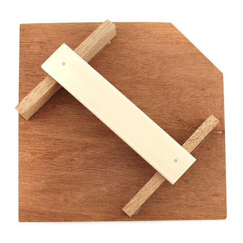 木製鏝台 小 300X300 木製なので、職人さんの好みに応じて加工でき、手にフィットします。左官作業の際..