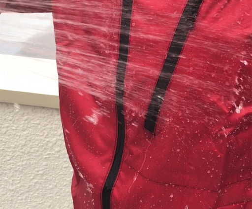 【マラソン限定 ポイント2倍】カッパ かっぱ レインコート 超軽量 スーパーライトレインウェア 男女兼用 大雨 ブラック 黒 上下セット 軽い レインウェア 軽量 合羽 高い防水力 耐水圧 雨合羽 レインウェア 雨具 bkt1017882