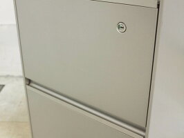 3段ワゴンワゴン3段サイドキャビネットサイドデスクインワゴン中古デスクキャスター付事務机高さにご注意下さい。イトーキ製:インクルードシリーズシリーズW395xD592xH645中古セットオフィス家具鍵付