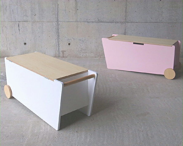 楽天家具の里abode（アボード）ベンチボックス BENCH　BOXデザイナー　津留 敬文※代引き不可 リビング 子供部屋 小物 おもちゃ 玩具 片付け 収納 整理 整頓 木製 木 キャスター 便利 日本製 国産 持ち運び テーブル 机 椅子 チェア