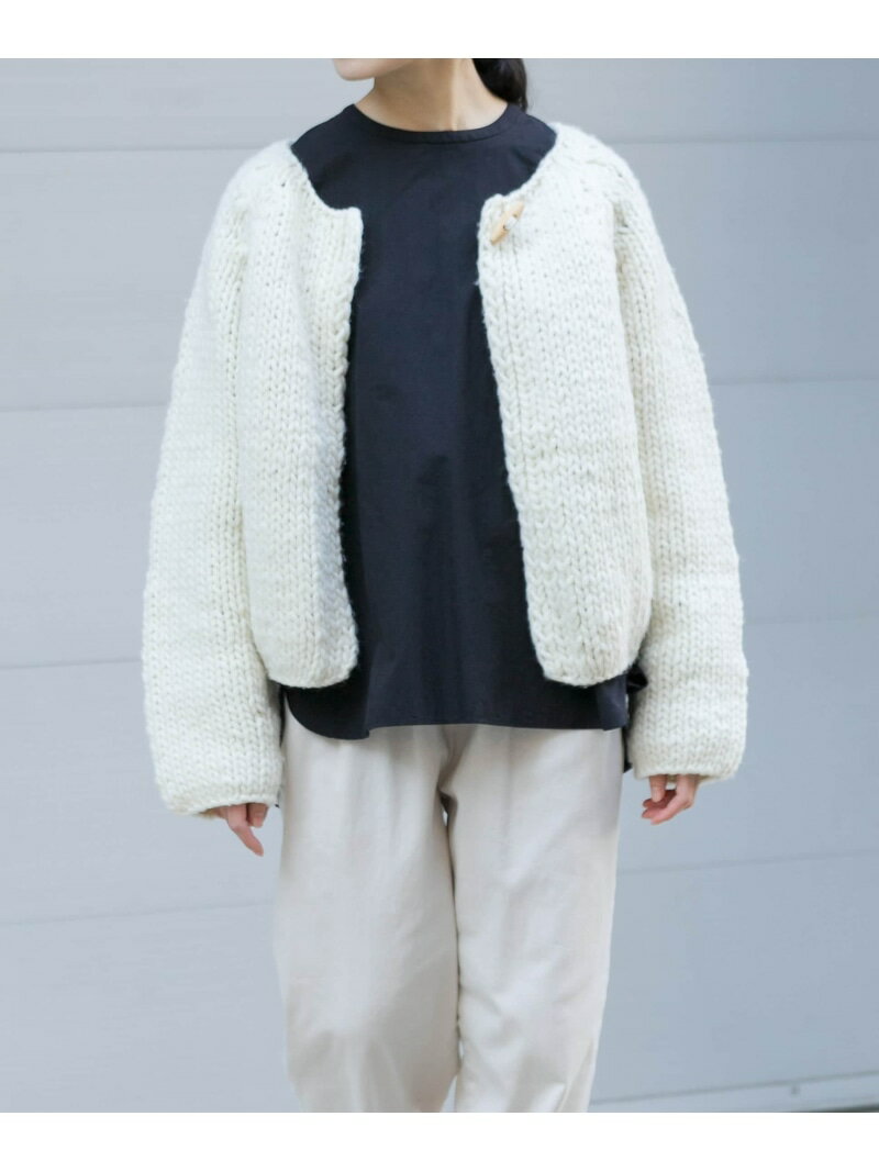 ペルートグルボタンカーディガン かぐれ カグレ トップス カーディガン ホワイト グレー【送料無料】[Rakuten Fashion]