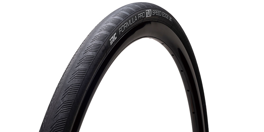 国内正規品 FORMULA PRO TUBELESS READY SPEED EDGE 700X28C TLR ブラック フォーミュラプロ チューブレスレディ スピードエッジ 700×28C IRC アイアールシー IRC190173 お取り寄せ◆