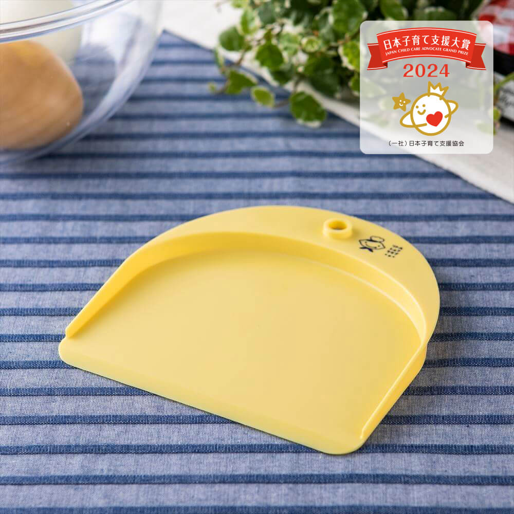 【最大15%OFFクーポン+ポイント:ブラックフライデー】 貝印 リトル・シェフクラブ スクレッパー ギフト 贈り物 プレゼント 新生活 一人暮らし [M便 1...