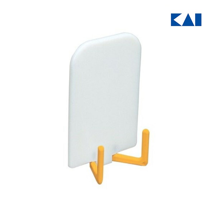 【最大15%OFFクーポン+ポイント:ブラックフライデー】 貝印 まな板 抗菌 耐熱 ハンギング 俎板 Mサイズ イエロー 黄色 AP5122 まないた おしゃ...