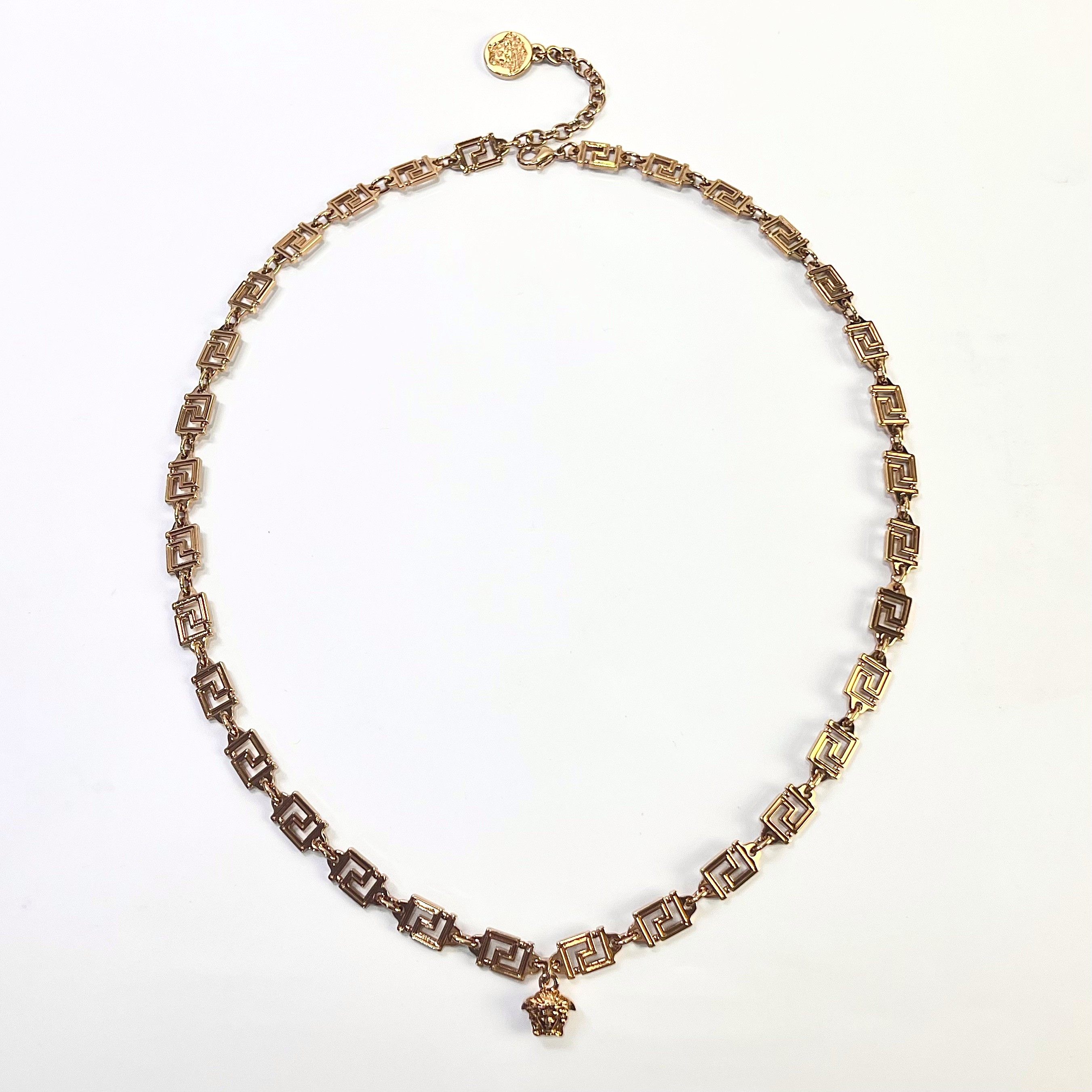 【中古】VERSACE ヴェルサーチ メドゥーサ チャーム グレカ ロング ネックレス ゴールド 真鍮 GP 55～59.5cm レディース アクセアリー 美品