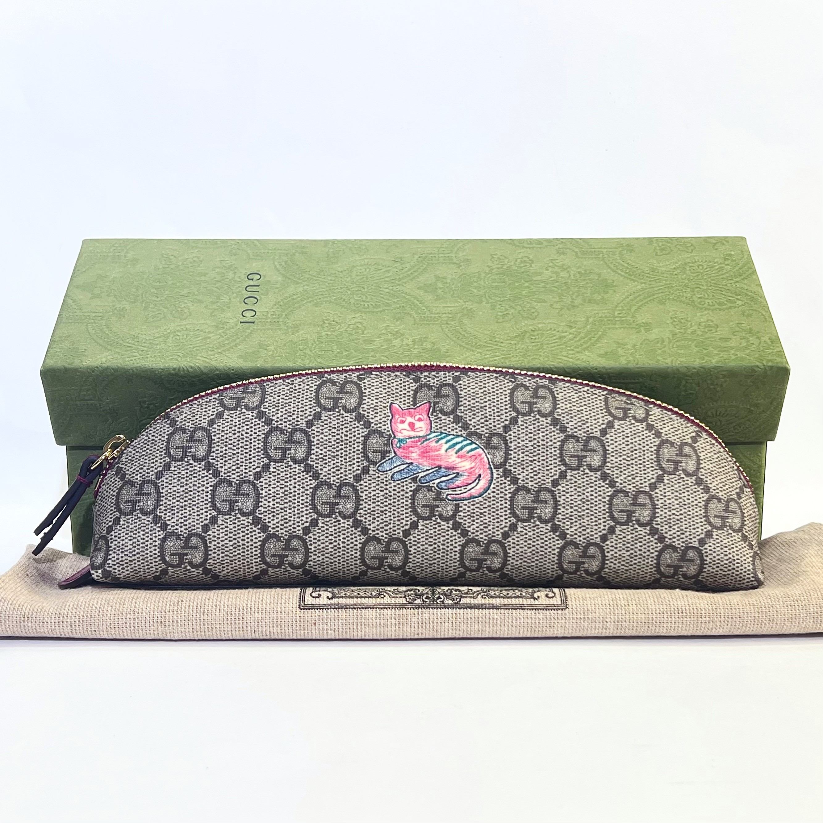 【中古】 GUCCI グッチ GGスプリーム キャット 猫 ペンケース 662129 箱 レディース ファッション小物 筆記用具 小物入れ ポーチ 未使用品