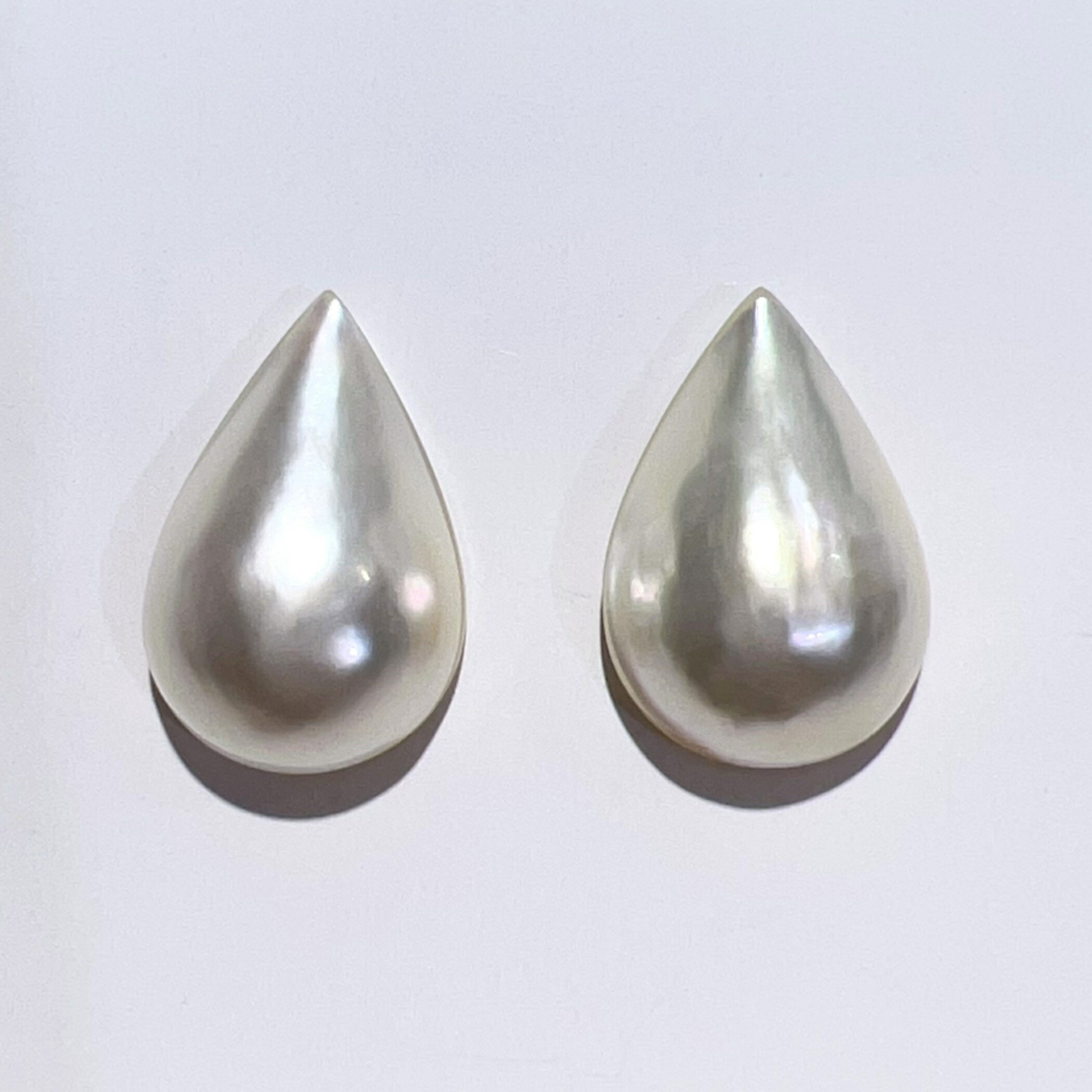 Pt900 南洋 ペアシェイプ マベパール ピアス 天然 本真珠 3.2g ホワイト レディース アクセサリー キャッチ・スタッドピアス 新品・未使用品 4