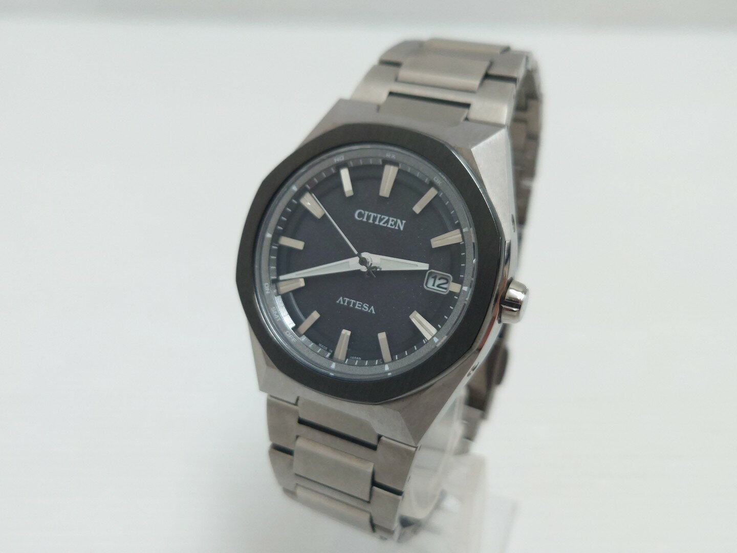 開放倉庫山陰オンラインショップのアテッサを見る